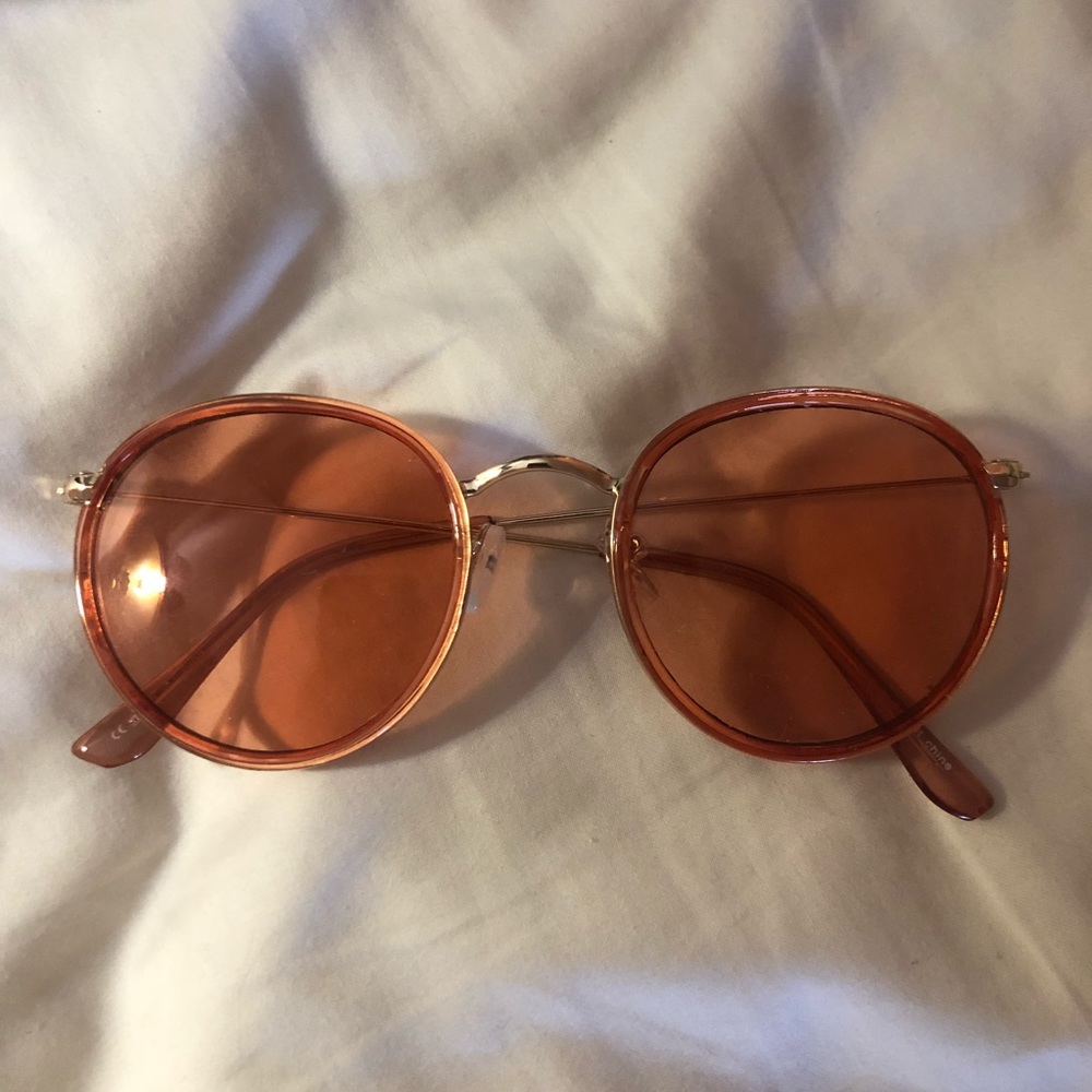 Urban Outfitters round sunglasses